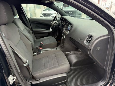 Used 2021 Dodge Charger Police image 19