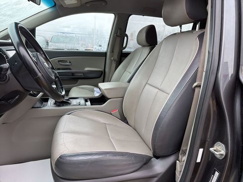 Used 2018 Kia Sedona LX w/ LX Essentials Premium Package image 9