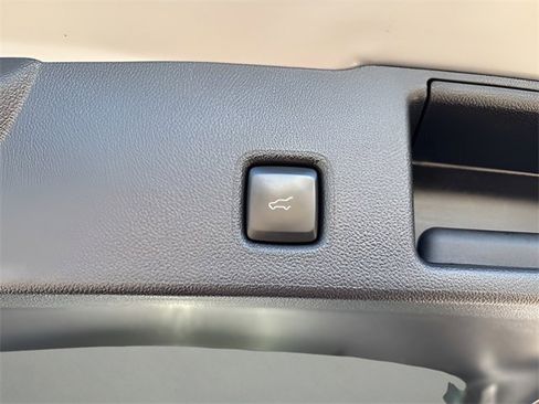 Used 2022 Ford Escape SE w/ Convenience Package image 21