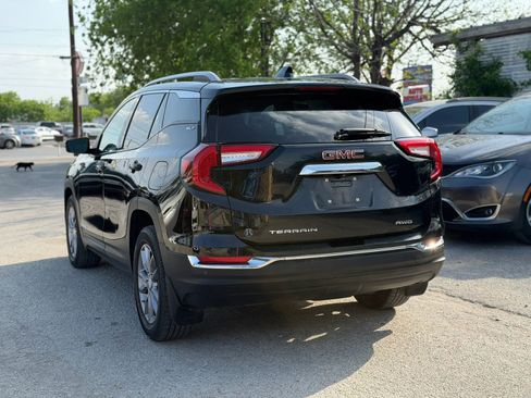 Used 2022 GMC Terrain SLT w/ Infotainment Package II AWD/4WD image 7
