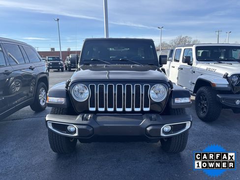 Used 2023 Jeep Wrangler Sahara image 2