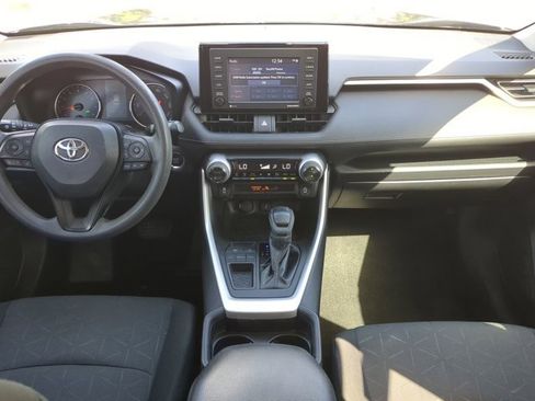 Used 2020 Toyota RAV4 XLE image 15