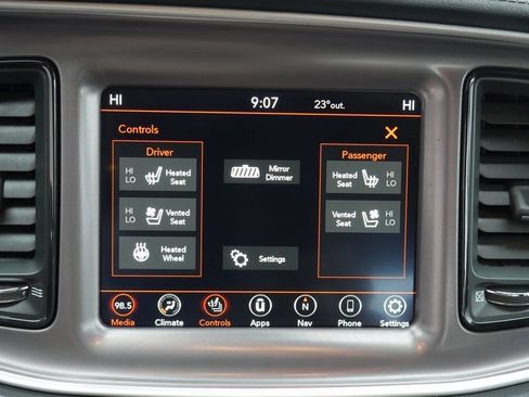 Used 2022 Dodge Challenger R/T w/ Plus Package image 6