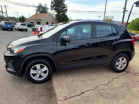 Used 2020 Chevrolet Trax LS image 7