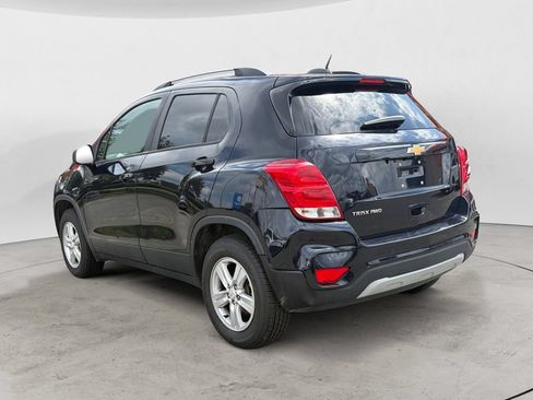 Used 2022 Chevrolet Trax LT w/ Driver Confidence Package AWD/4WD image 5