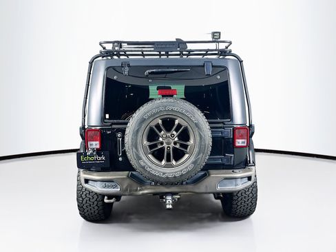 Used 2017 Jeep Wrangler 75th Anniversary image 7