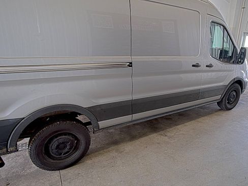 Used 2022 Ford Transit 350 Medium Roof RWD image 2