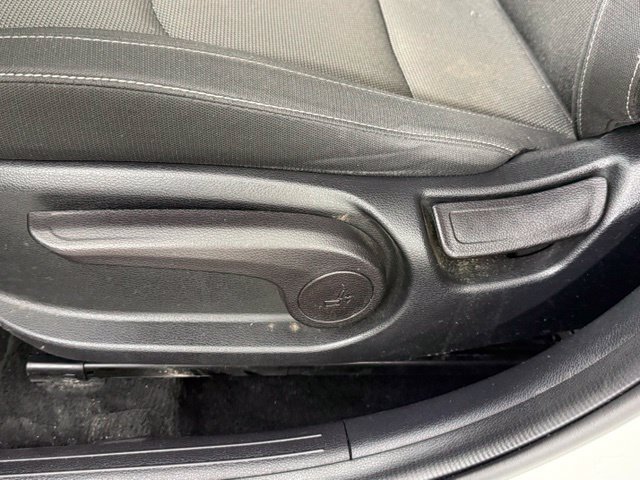 Used 2022 Kia Forte LXS w/ LXS Technology Package FWD image 11