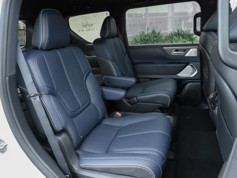 New 2026 INFINITI QX80 4WD w/ Sport Exterior Package image 28