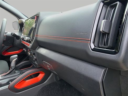 New 2026 Nissan Frontier PRO-4X w/ Pro-4x Convenience Package image 14