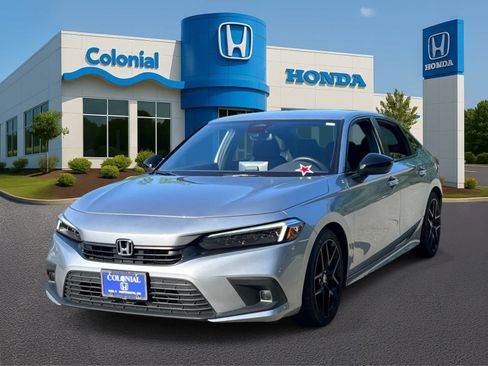 Used 2024 Honda Civic Sport image 2