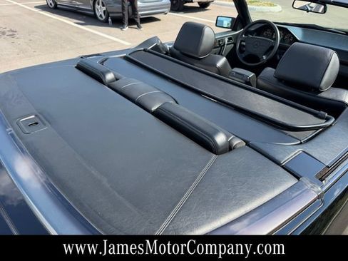 Used 1995 Mercedes-Benz E 320 Convertible image 84