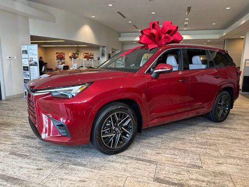 New 2026 Lexus TX 350 AWD image 4