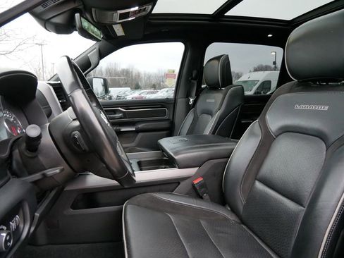 Certified 2022 RAM 1500 Laramie image 36