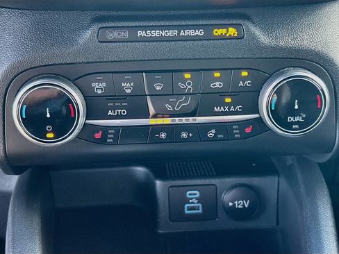 Certified 2023 Ford Escape ST-Line w/ Cold Weather Package FWD image 15