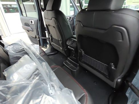 New 2026 Jeep Wrangler Unlimited Rubicon AWD/4WD image 12