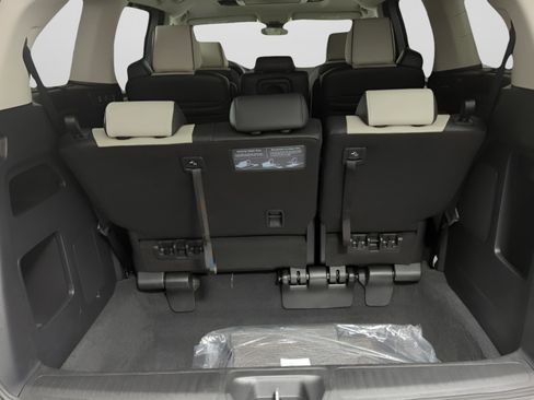New 2026 Honda Odyssey Elite image 24