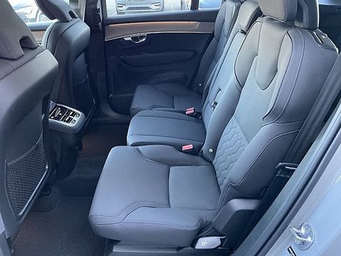 New 2026 Volvo XC90 B5 Core image 14