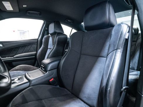 Used 2023 Dodge Charger R/T w/ Plus Group RWD image 6