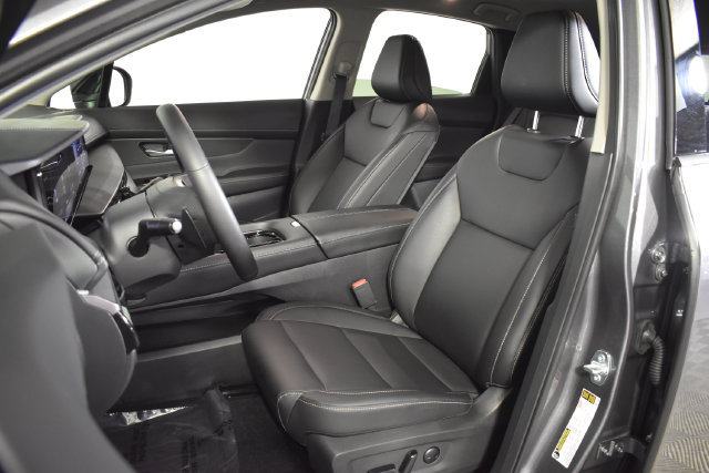 Certified 2025 Nissan Murano SV AWD/4WD image 9