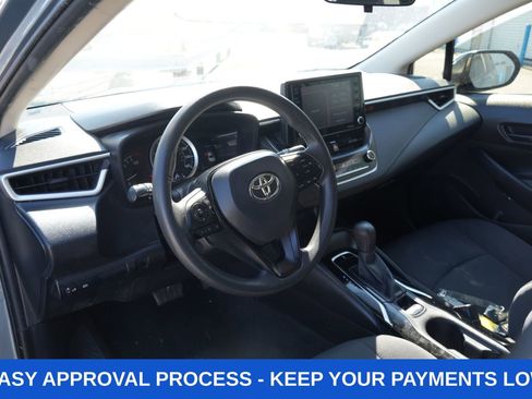Used 2023 Toyota Corolla LE FWD image 17
