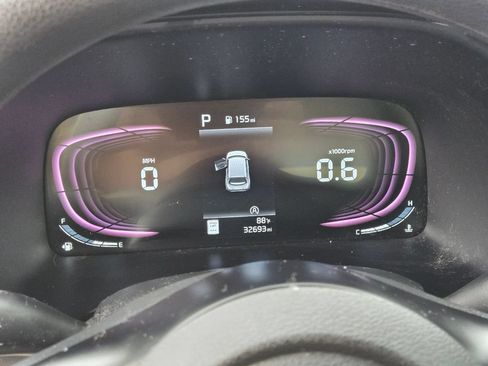 Used 2024 Kia Soul LX w/ Option Group 015 FWD image 25