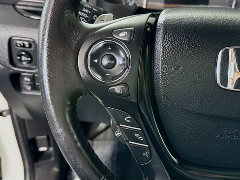 Used 2020 Honda Ridgeline RTL-E image 14