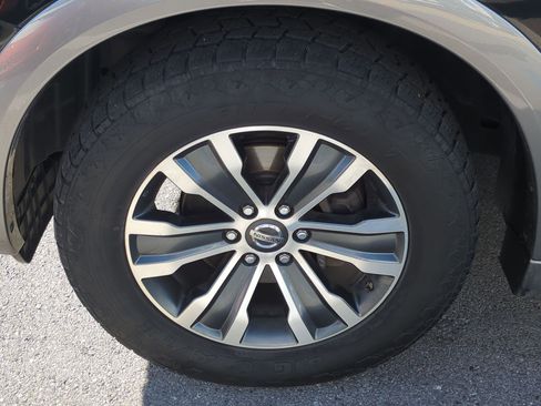 Used 2019 Nissan Armada SL w/ Premium Package image 13