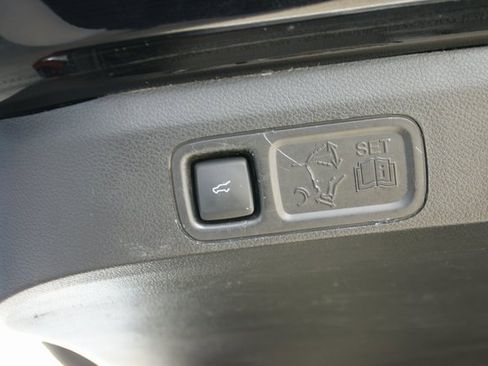 Used 2020 Ford Expedition Platinum image 33