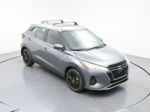 Used 2024 Nissan Kicks SV w/ Interior Electronics Package FWD image 16