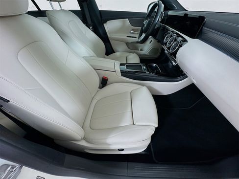 Certified 2025 Mercedes-Benz CLA 250 CLA 250 image 28