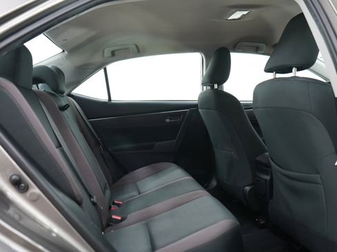 Used 2017 Toyota Corolla LE FWD image 12