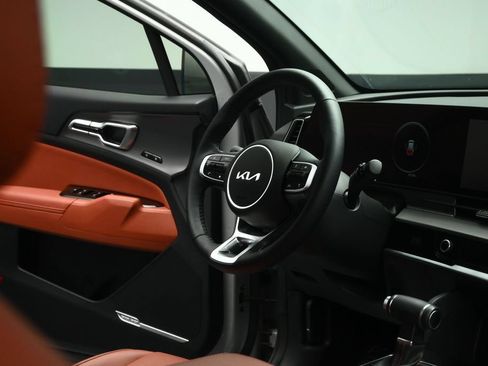 Certified 2025 Kia Sportage SX AWD/4WD image 62
