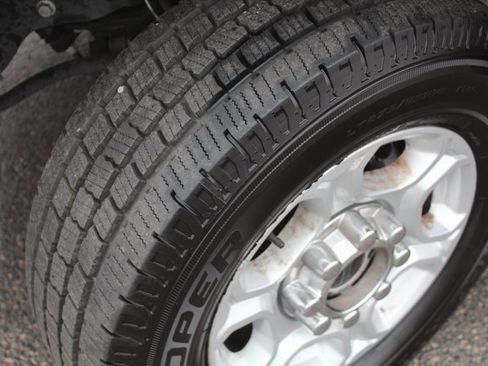 Used 2025 Ford F250 XLT image 11