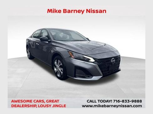 Used 2024 Nissan Altima 2.5 S FWD image 1