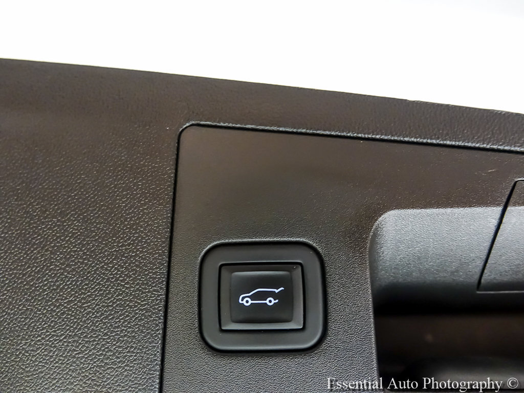 Used 2024 Cadillac XT5 Premium Luxury w/ LPO, Floor Liner Package AWD/4WD image 29