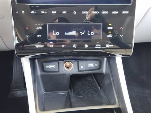 Certified 2024 Hyundai Tucson SEL w/ Convenience Package FWD image 13