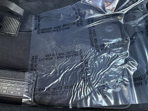 Certified 2025 Jeep Compass Latitude image 16