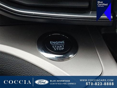 Certified 2022 Ford Explorer XLT w/ Equipment Group 202A image 25