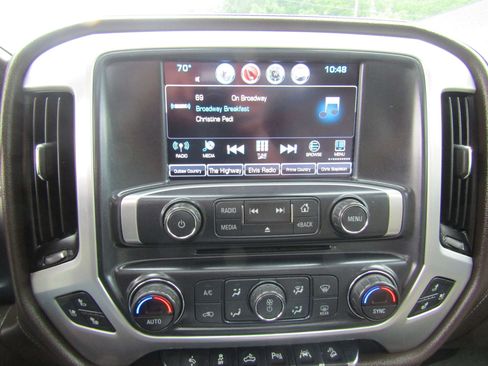 Used 2017 GMC Sierra 1500 SLT AWD/4WD image 31