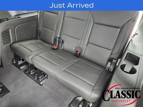 Used 2025 Chevrolet Suburban Z71 w/ Z71 Off-Road Package AWD/4WD image 43