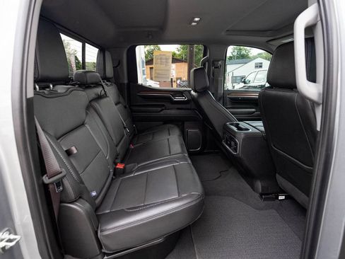 Used 2024 GMC Sierra 1500 Denali w/ Denali Reserve Package AWD/4WD image 27