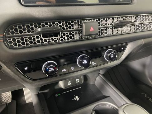 New 2026 Honda HR-V Sport image 6