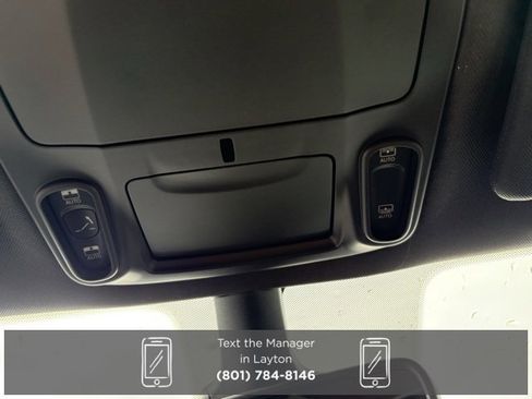 New 2026 Chrysler Pacifica Limited image 28