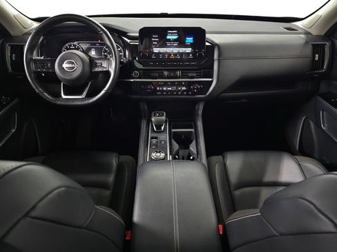 Used 2024 Nissan Pathfinder SL w/ SL Premium Package AWD/4WD image 13