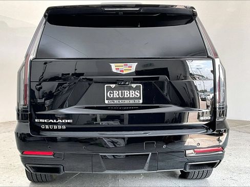 Used 2025 Cadillac Escalade ESV Sport Platinum AWD/4WD image 5
