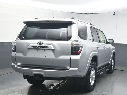 Used 2024 Toyota 4Runner SR5 Premium image 8