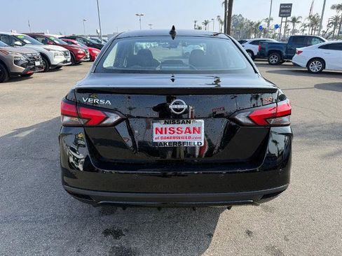 New 2025 Nissan Versa SR w/ Trunk Package image 5