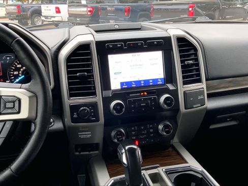 Used 2020 Ford F150 Lariat w/ Equipment Group 502A Luxury AWD/4WD image 7