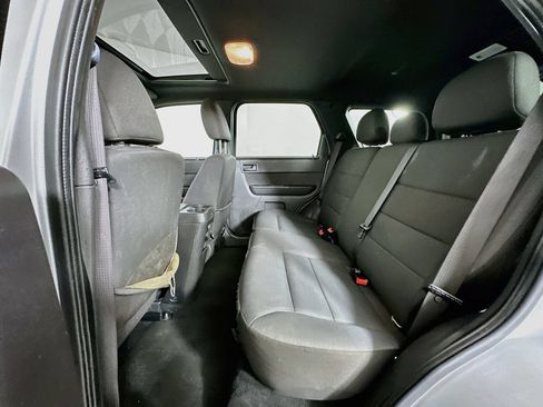 Used 2011 Ford Escape XLT w/ 202A Rapid Spec Order Code FWD image 17